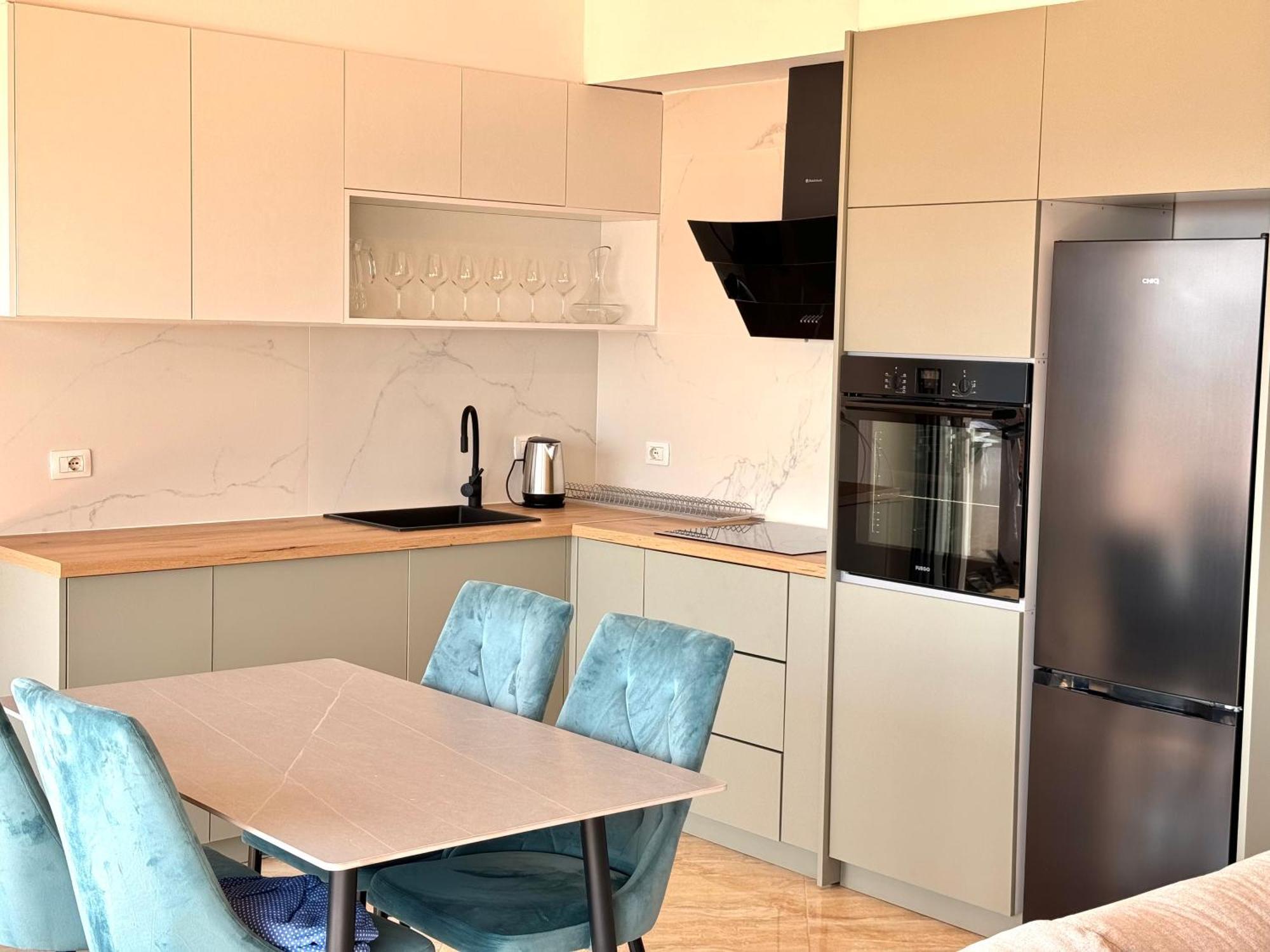 סרנדה Amar'S Apartments מראה חיצוני תמונה