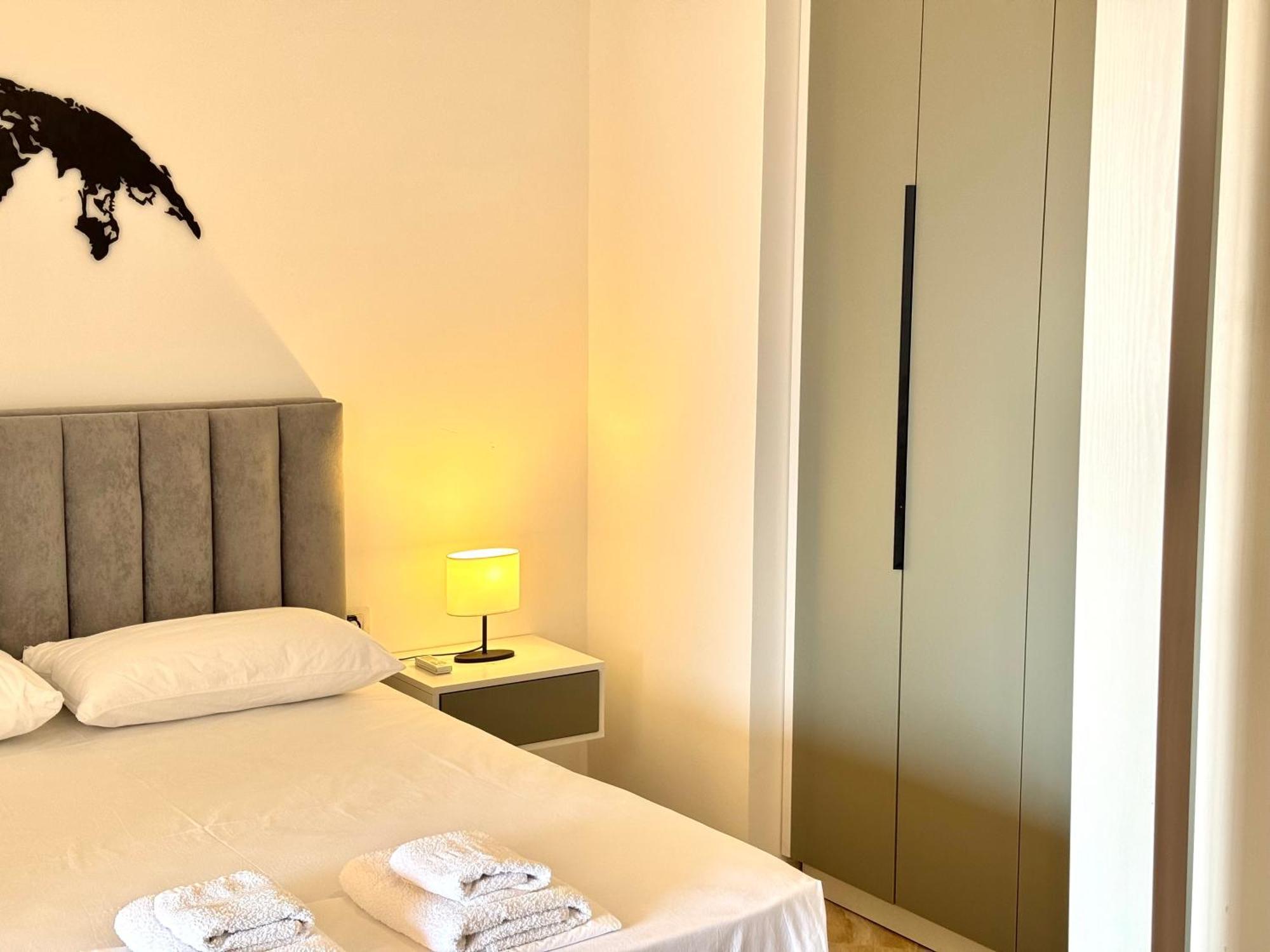 סרנדה Amar'S Apartments מראה חיצוני תמונה